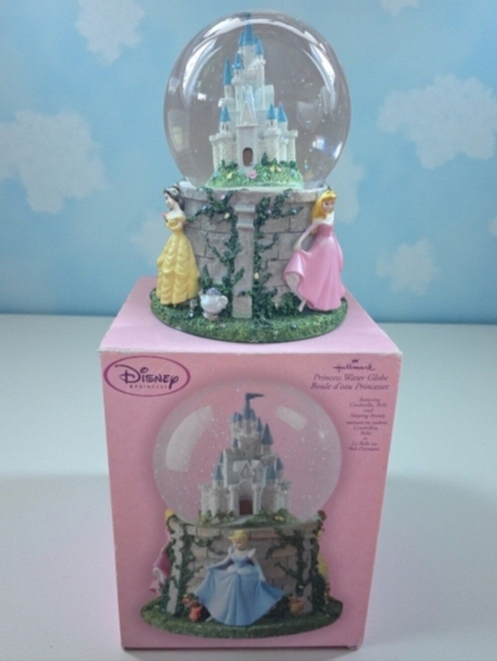 Hallmark Disney Princess Water Globe Cinderella, Belle, Aurora, Castle